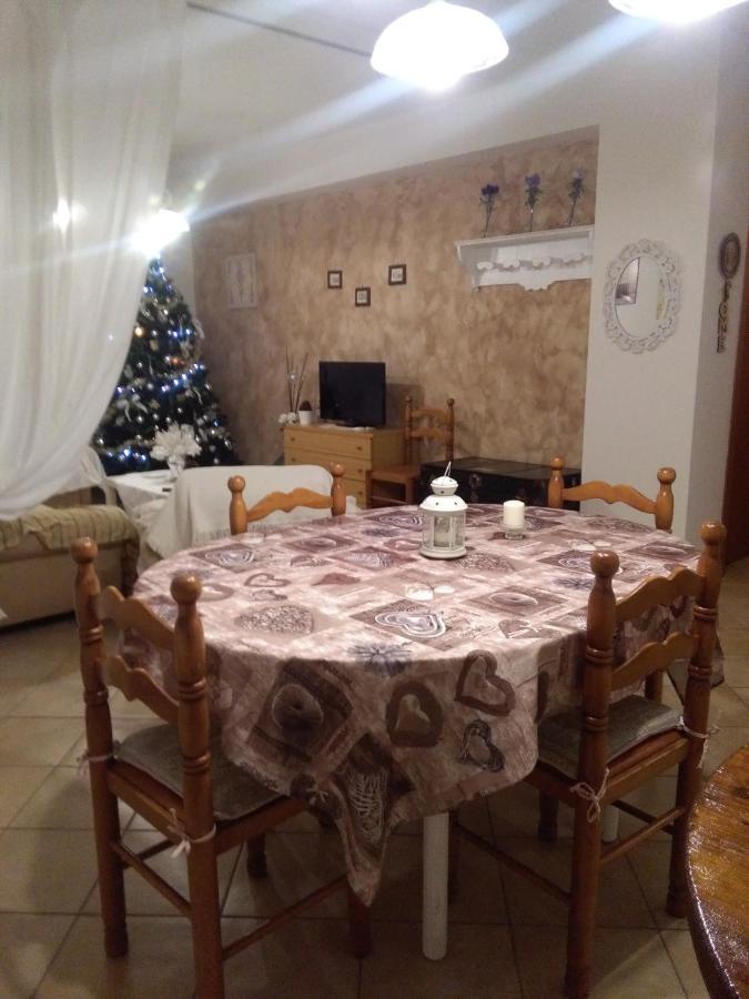 Ai Tre Archi Di Tagliaborse
